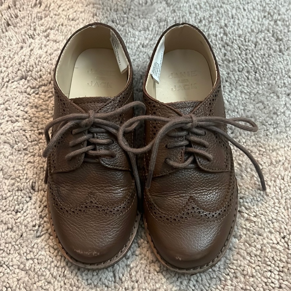 Janie and Jack boys brown leather wing tip shoe